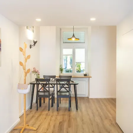 Old Quarter Apartman