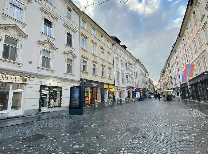 Old Quarter アパート リュブリャナ